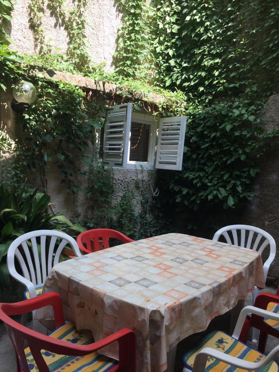 Ferienwohnung Family House In The Old Center Cres Exterior foto
